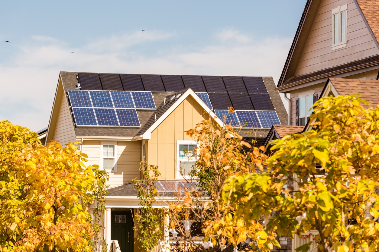 800 mil casas populares vão ganhar energia solar no Reino Unido