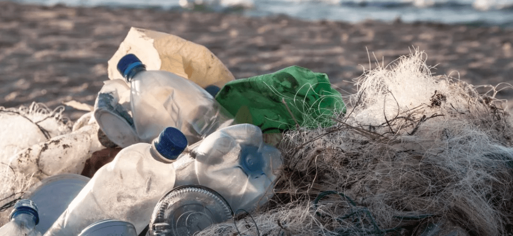 Pepsico, Danone e Nestlé se unem para tirar o plástico de suas garrafas